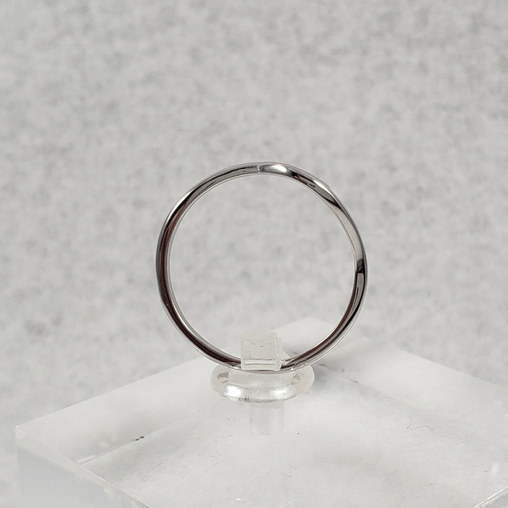 Sterling Silver Wave Ring - Picture 3 of 8
